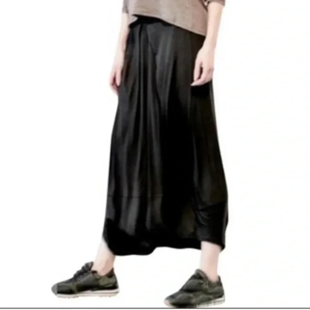 Women’s Black Harem Pants - Classic Casual - Picture 2 of 11